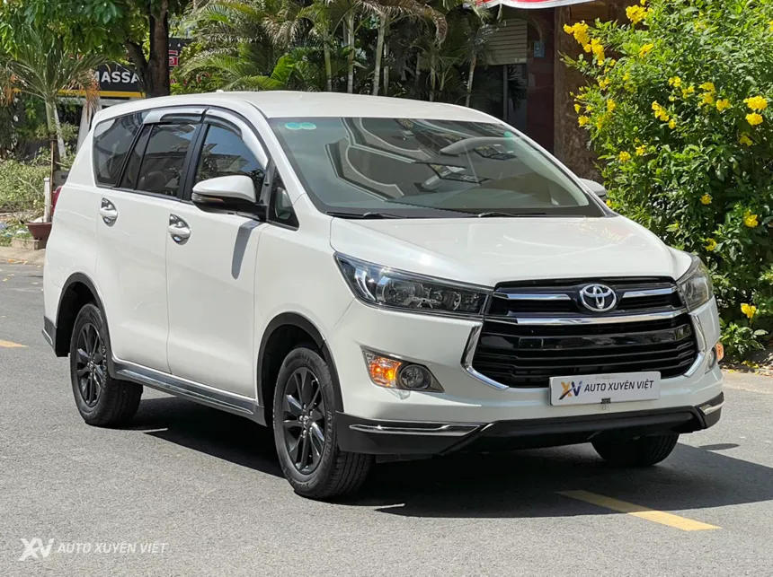 Thuê xe tự lái Trà Vinh Toyota Innova 7 chỗ